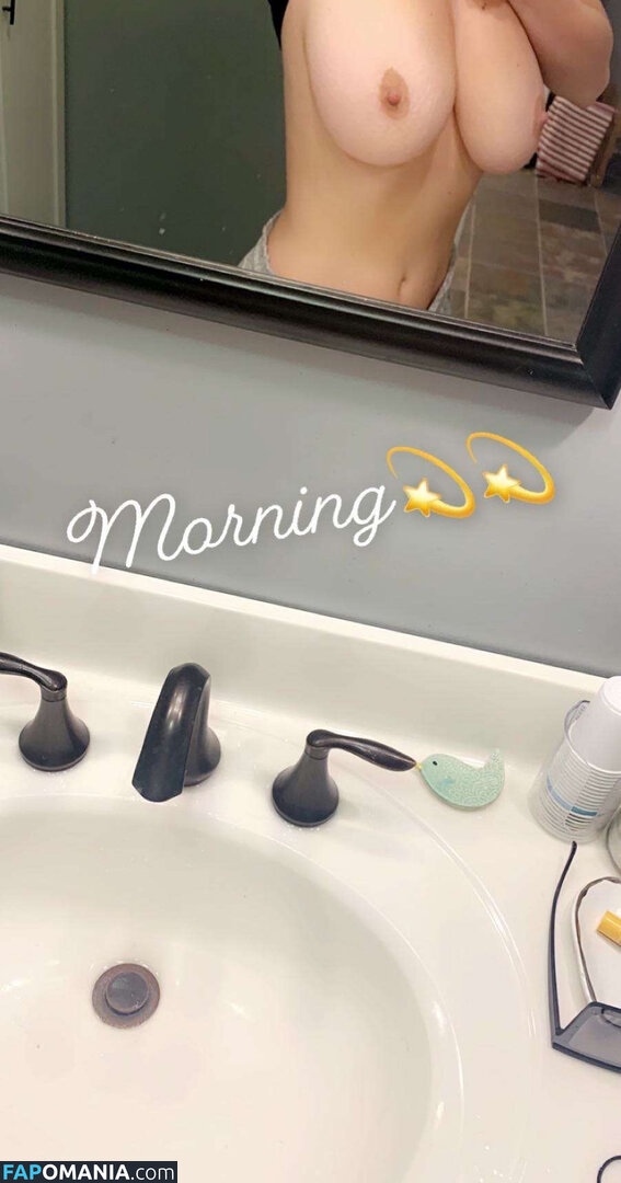 Kelsey Kay Holmer Çıplak Sızdırılmış Fotoğraf #3