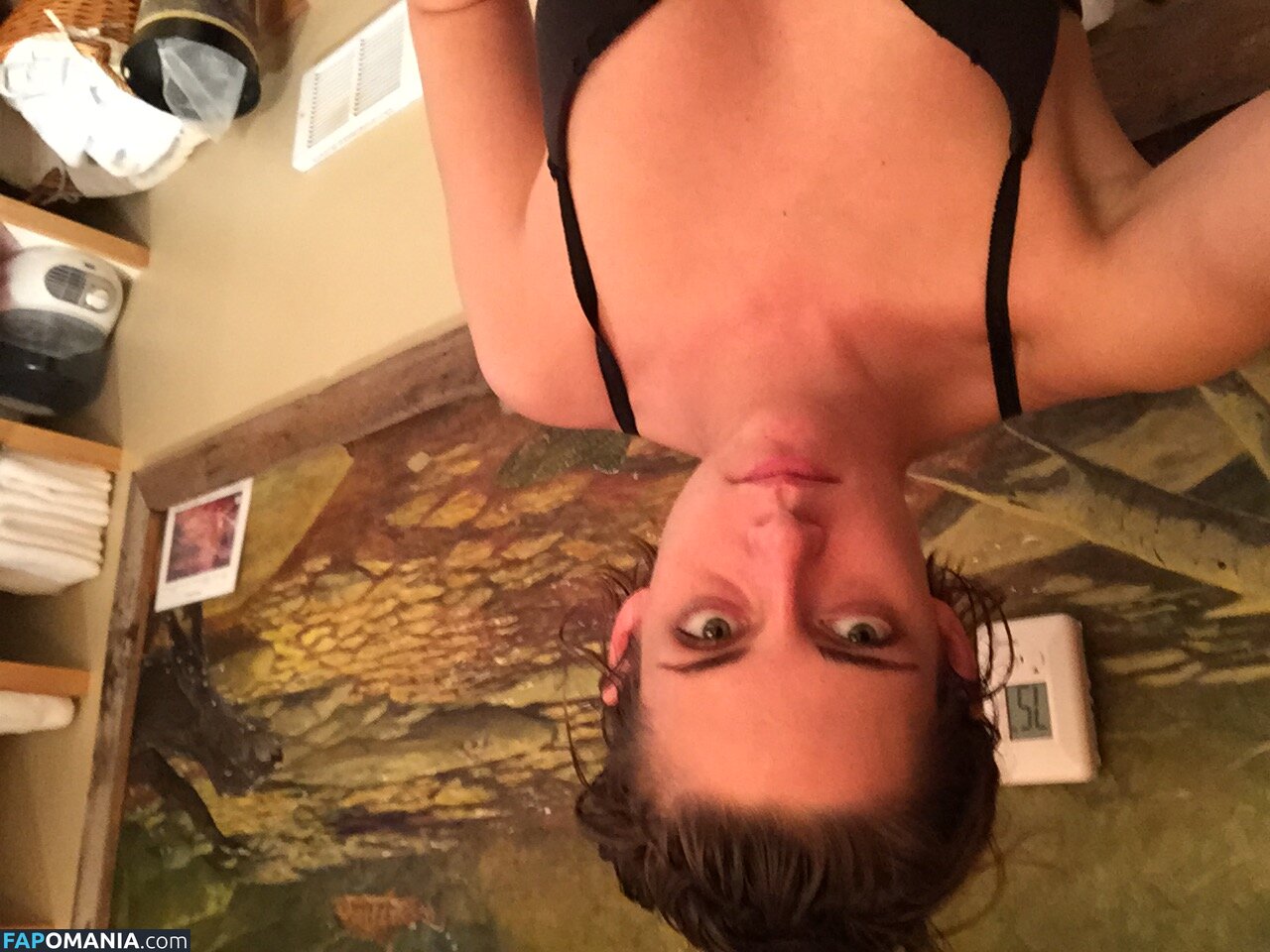 Kristen Stewart Çıplak Sızdırılmış Fotoğraf #408