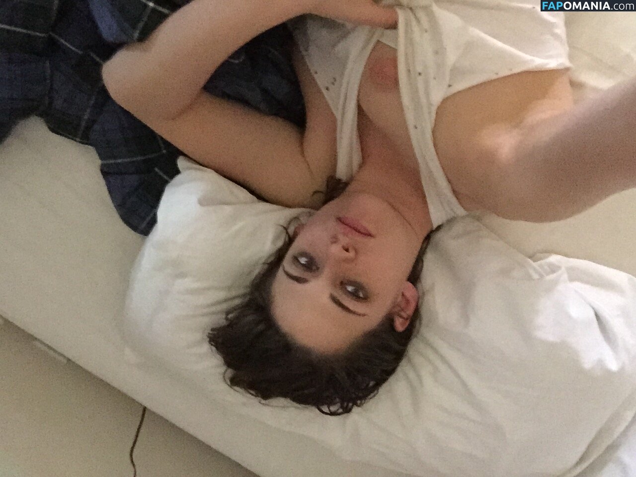 Kristen Stewart Çıplak Sızdırılmış Fotoğraf #414