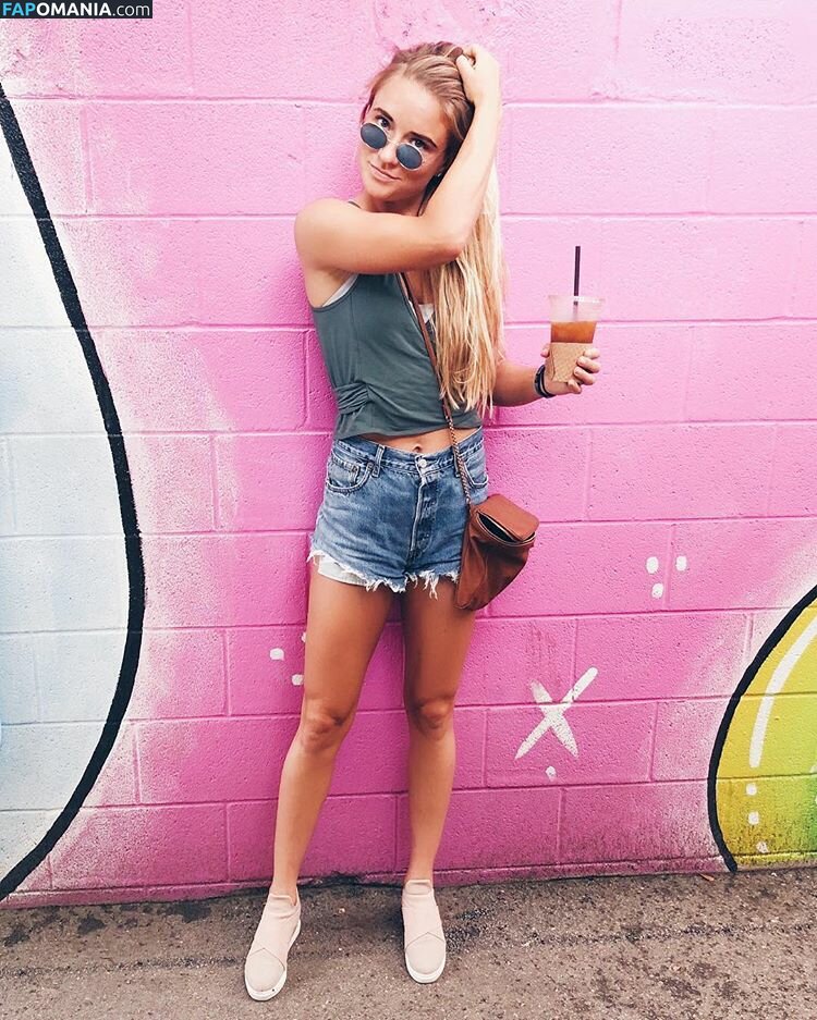 Kristie Mewis Çıplak Sızdırılmış Fotoğraf #8