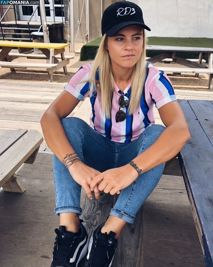 Kristie Mewis Çıplak Sızdırılmış Fotoğraf #28