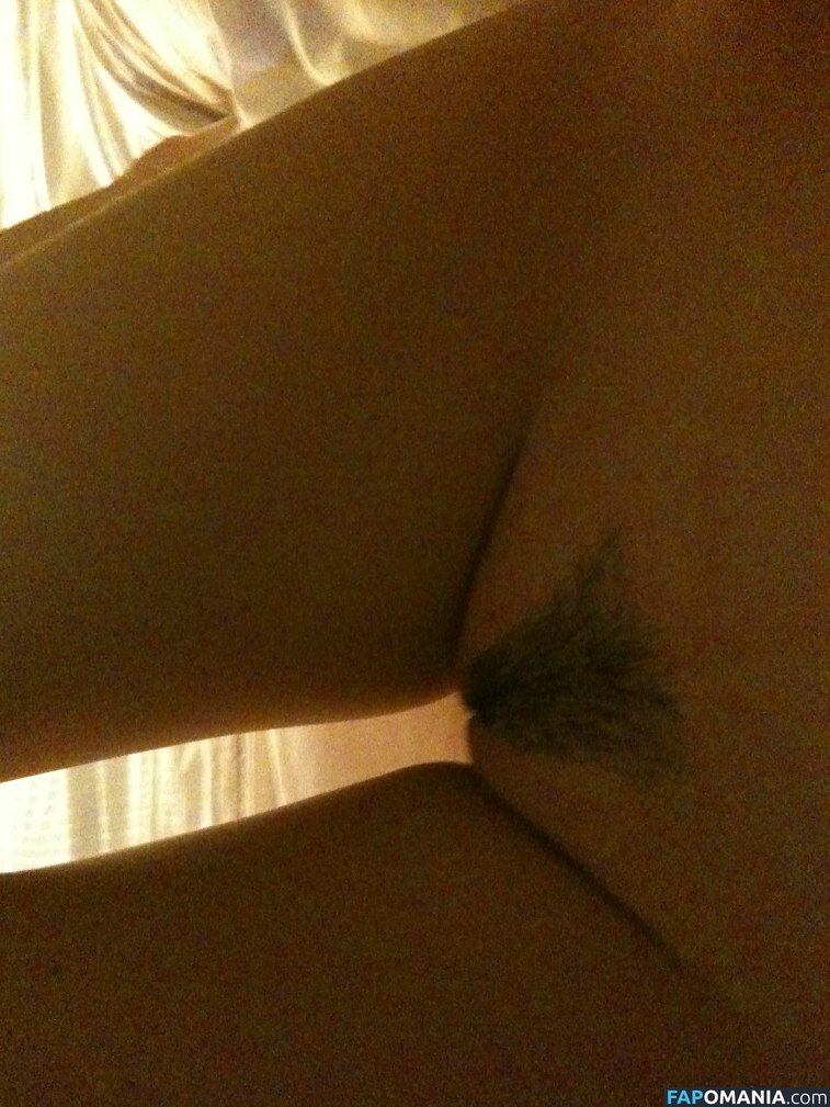 Krysten Ritter Çıplak Sızdırılmış Fotoğraf #1