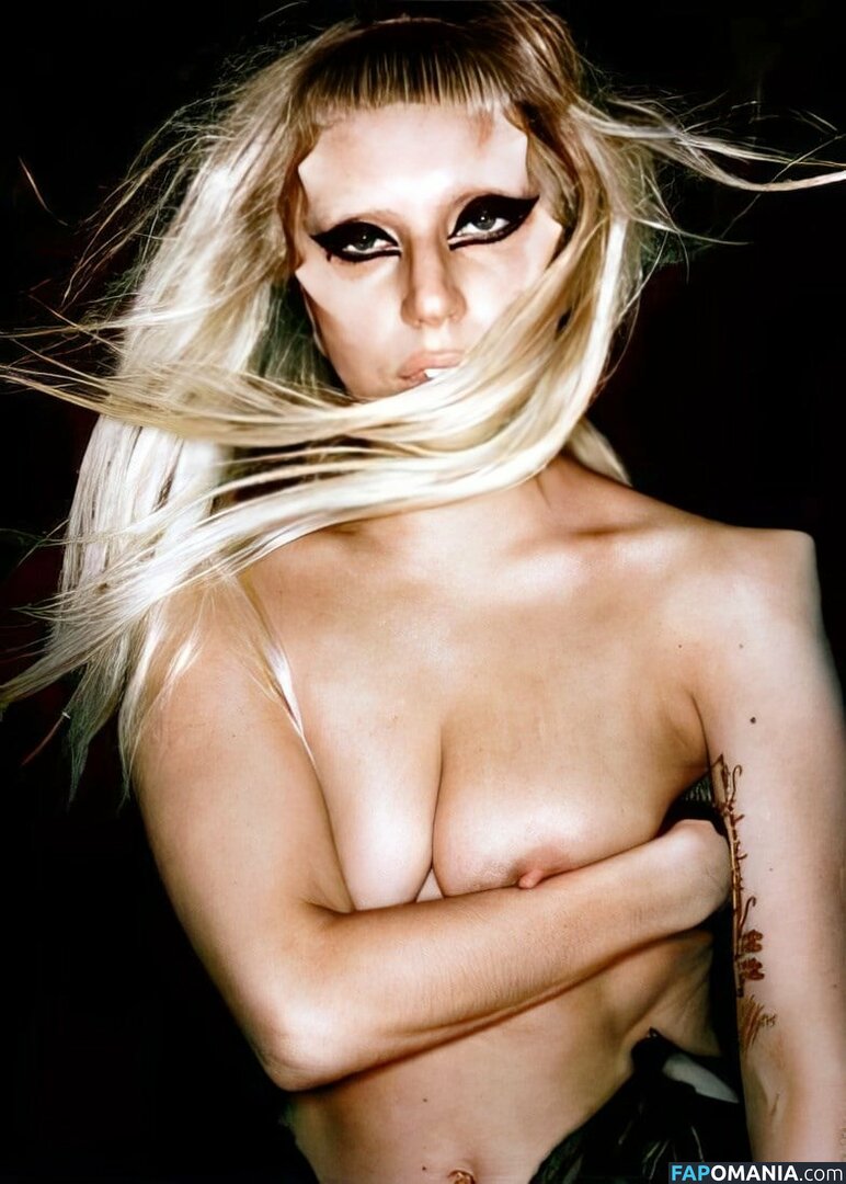 Lady Gaga Çıplak Sızdırılmış Fotoğraf #569