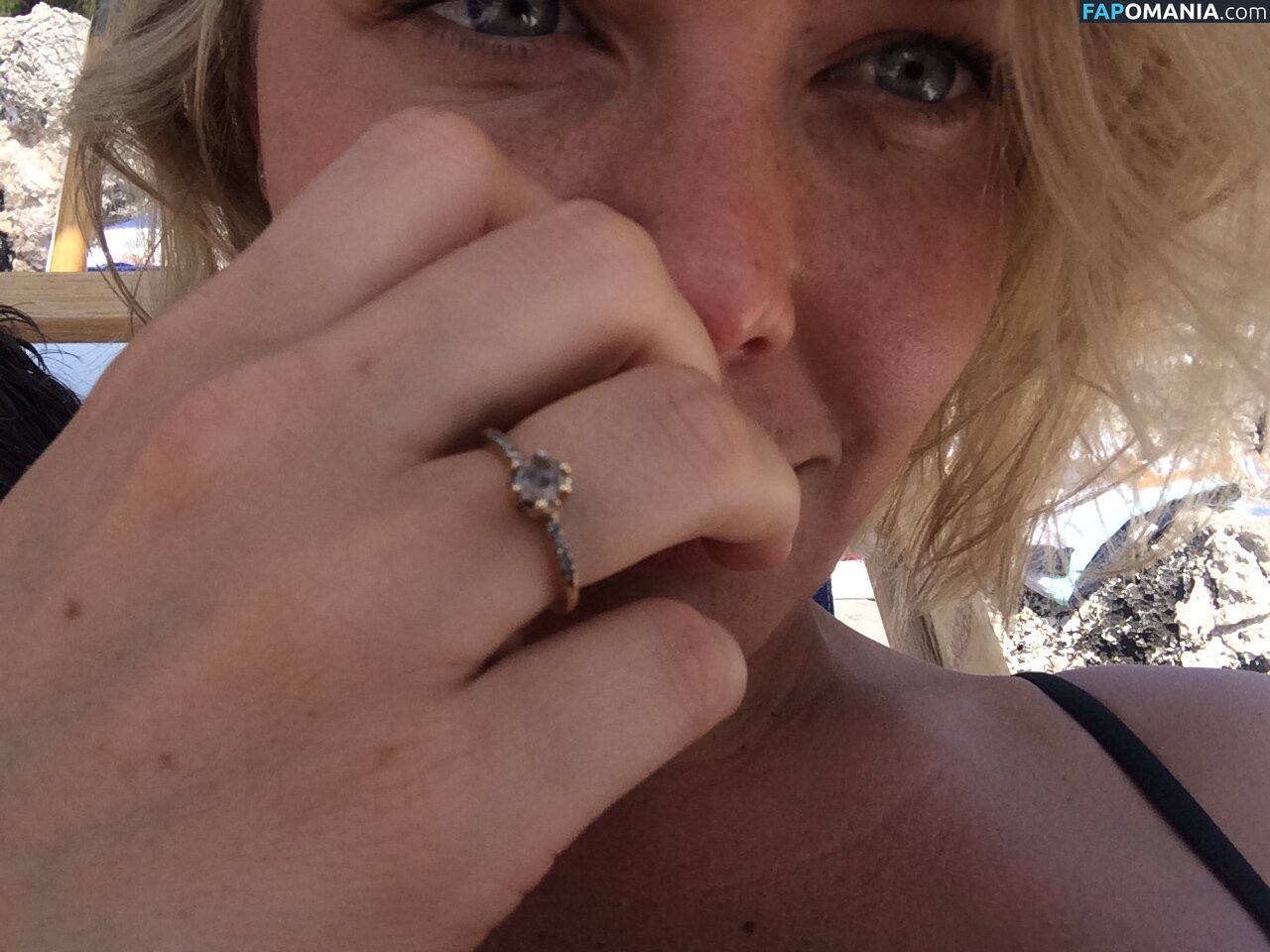 Lara Bingle Çıplak Sızdırılmış Fotoğraf #119