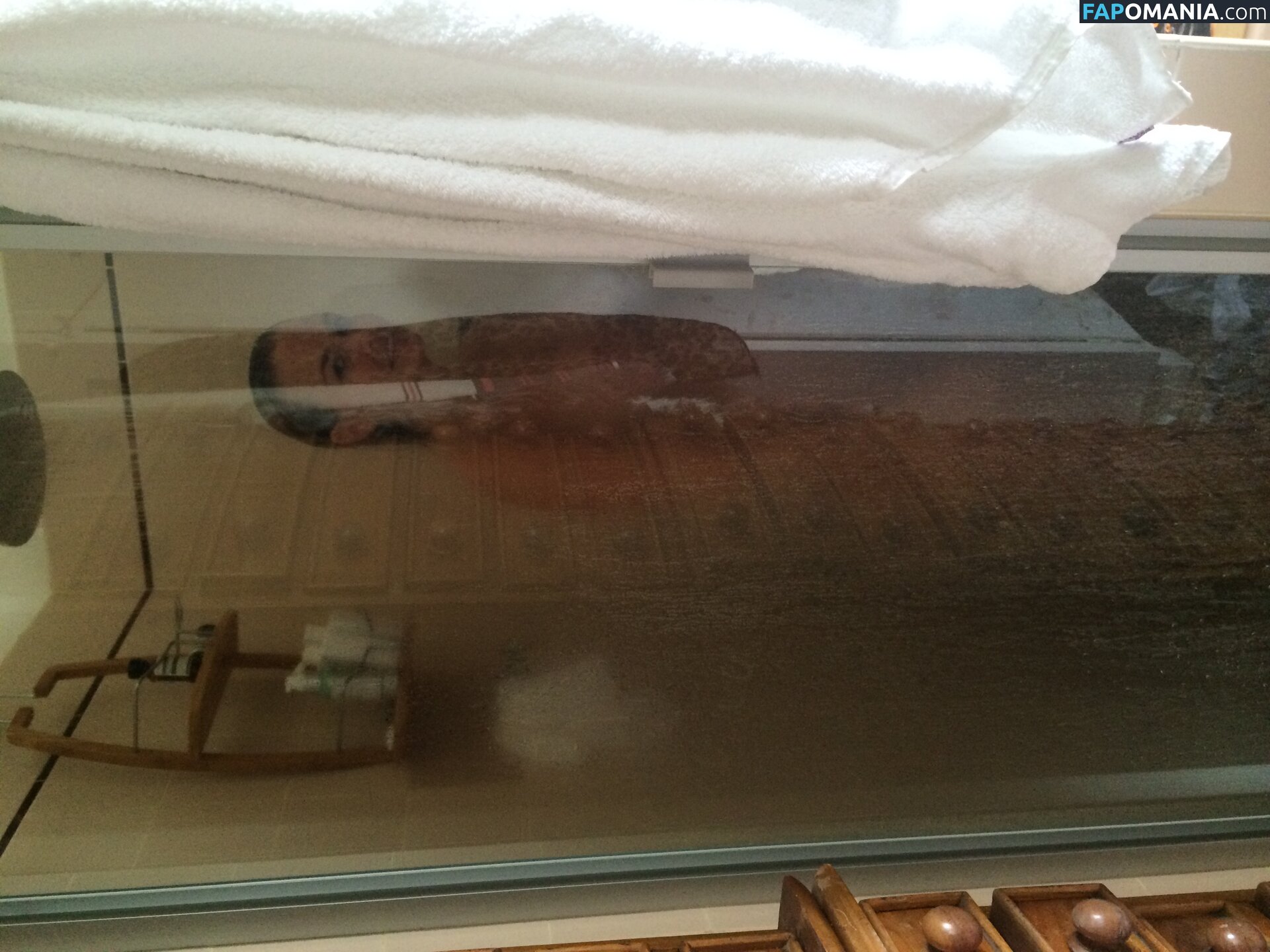 Lara Bingle Çıplak Sızdırılmış Fotoğraf #220