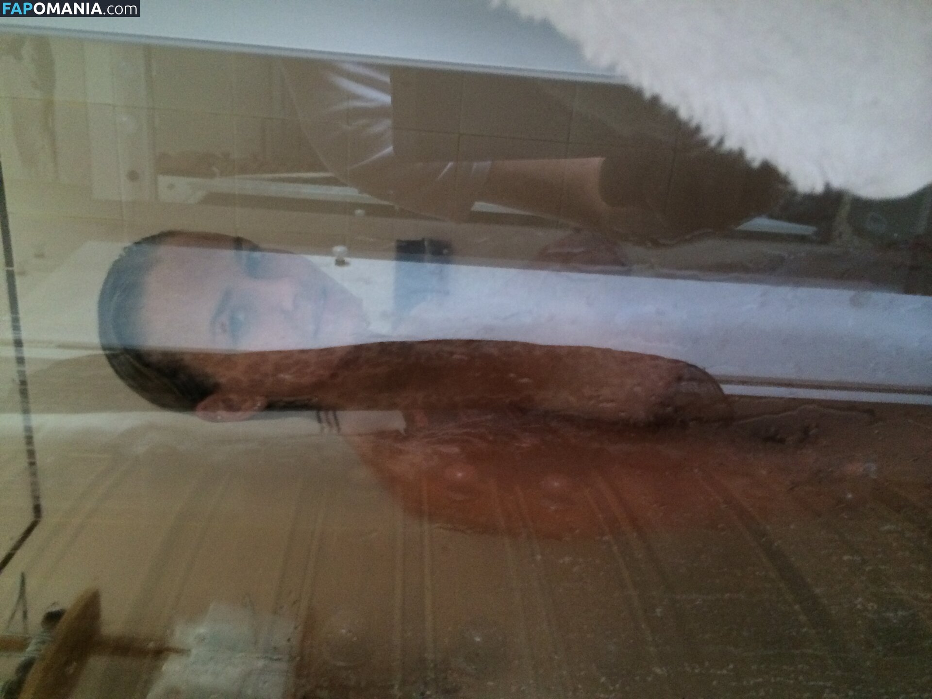 Lara Bingle Çıplak Sızdırılmış Fotoğraf #230