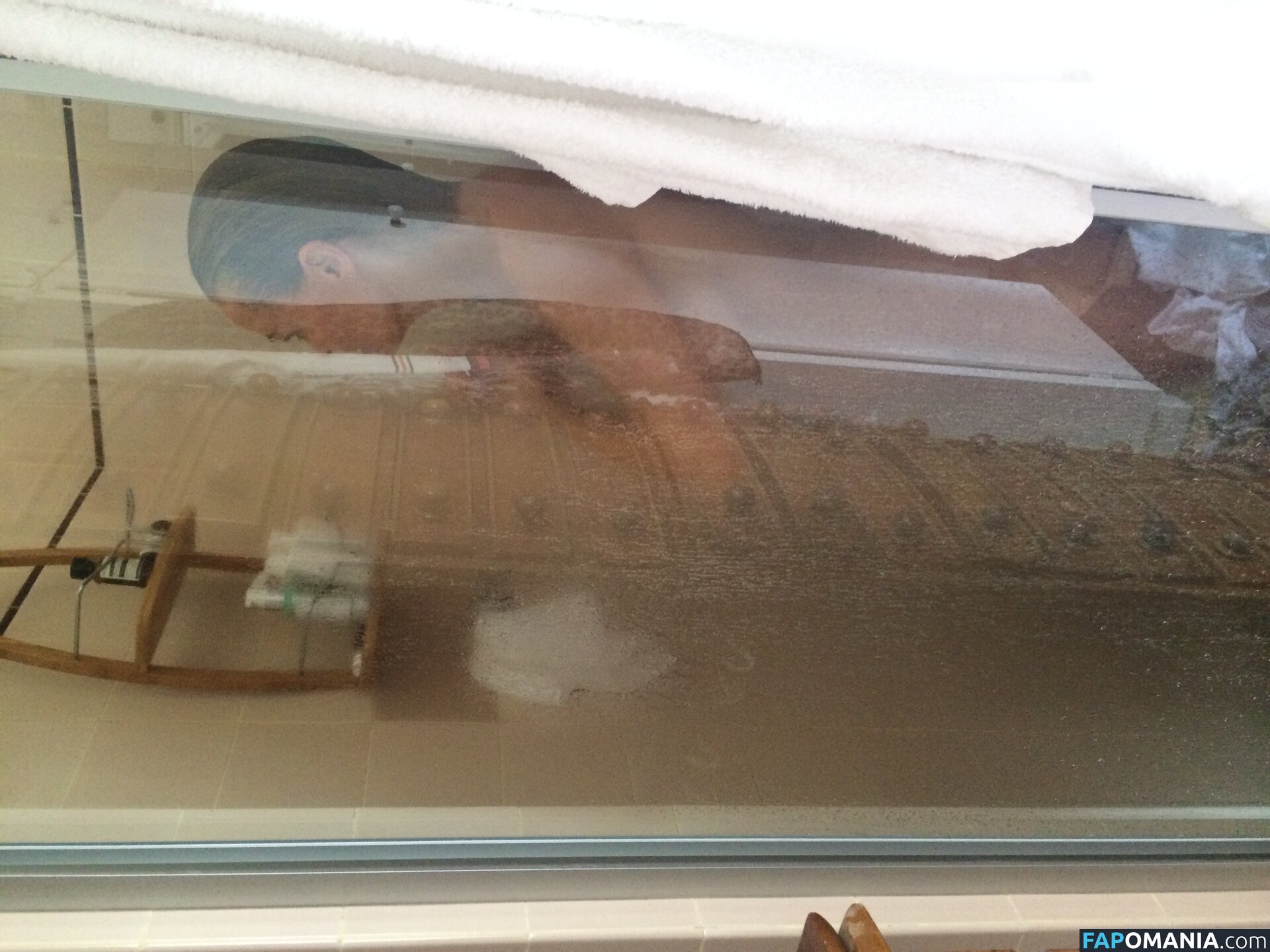 Lara Bingle Çıplak Sızdırılmış Fotoğraf #244