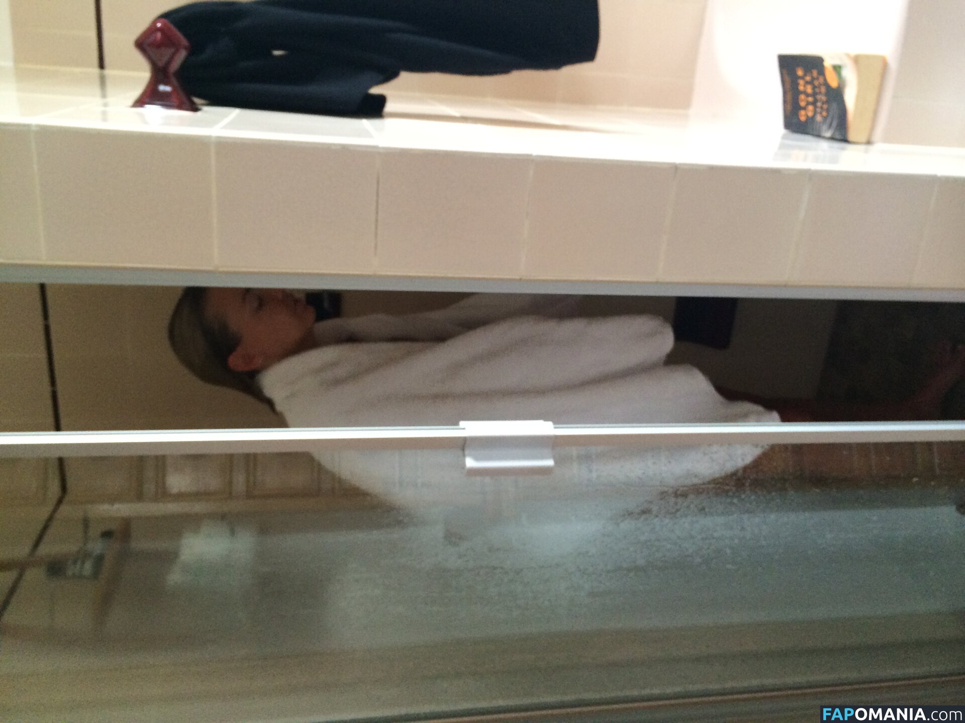 Lara Bingle Çıplak Sızdırılmış Fotoğraf #252