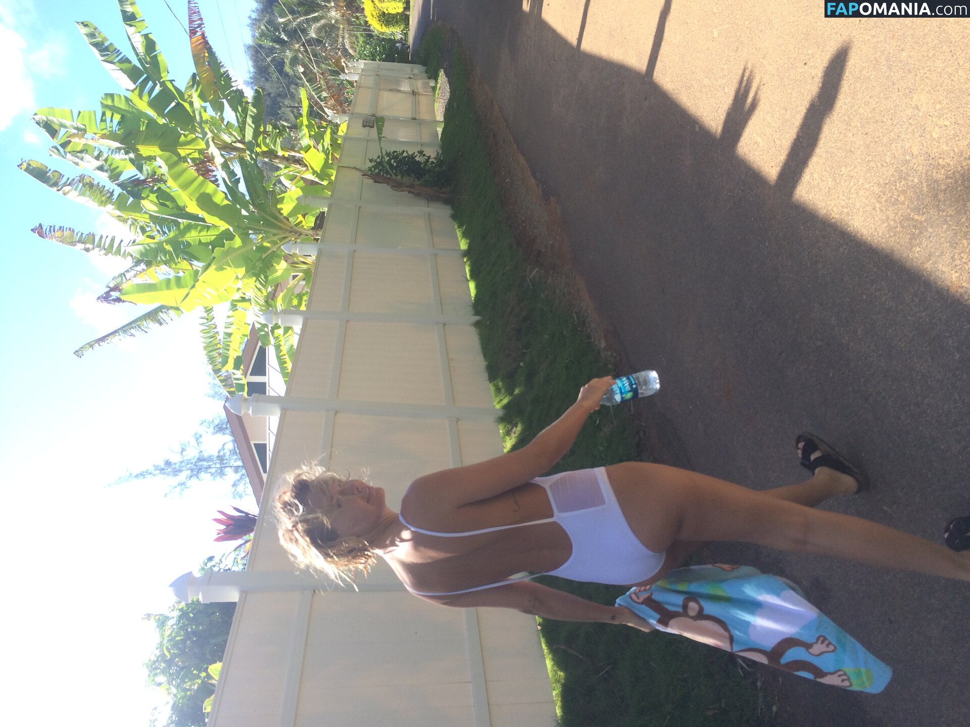 Lara Bingle Çıplak Sızdırılmış Fotoğraf #349