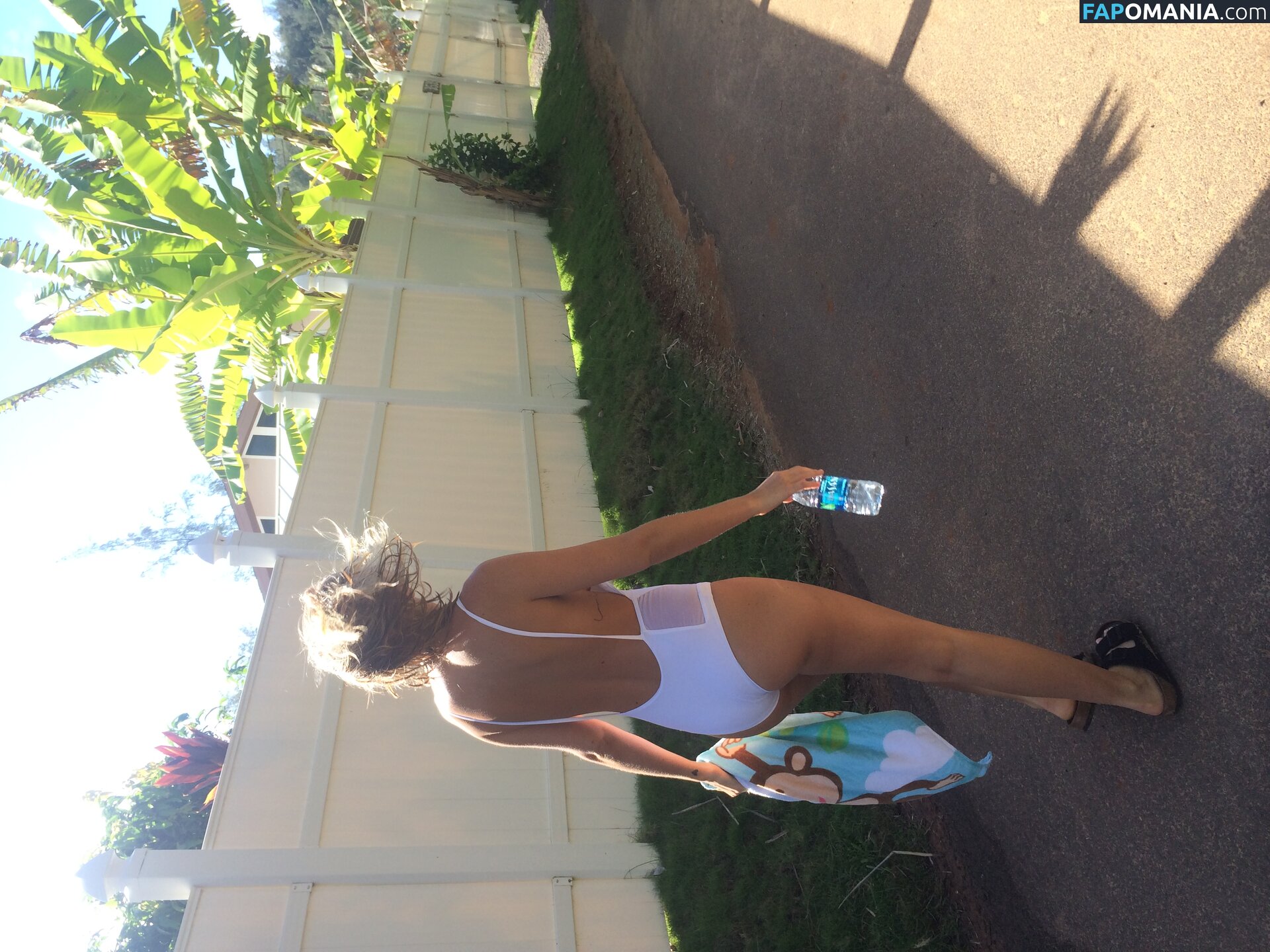 Lara Bingle Çıplak Sızdırılmış Fotoğraf #350