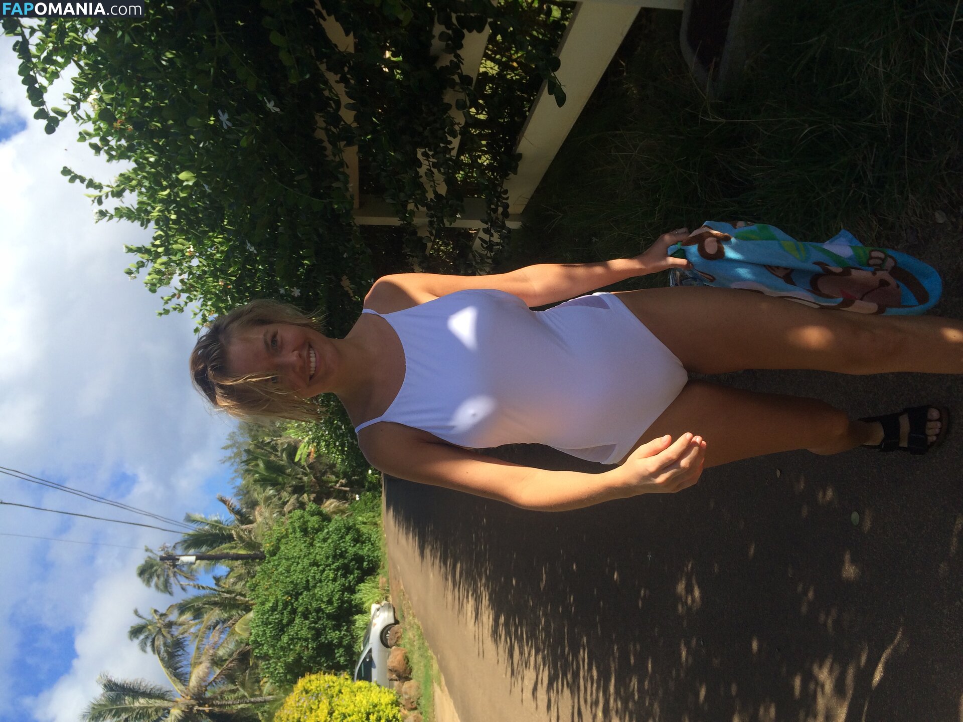 Lara Bingle Çıplak Sızdırılmış Fotoğraf #388