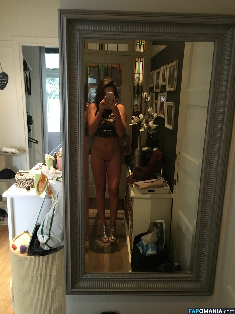 Laura Ponticorvo Çıplak Sızdırılmış Fotoğraf #3