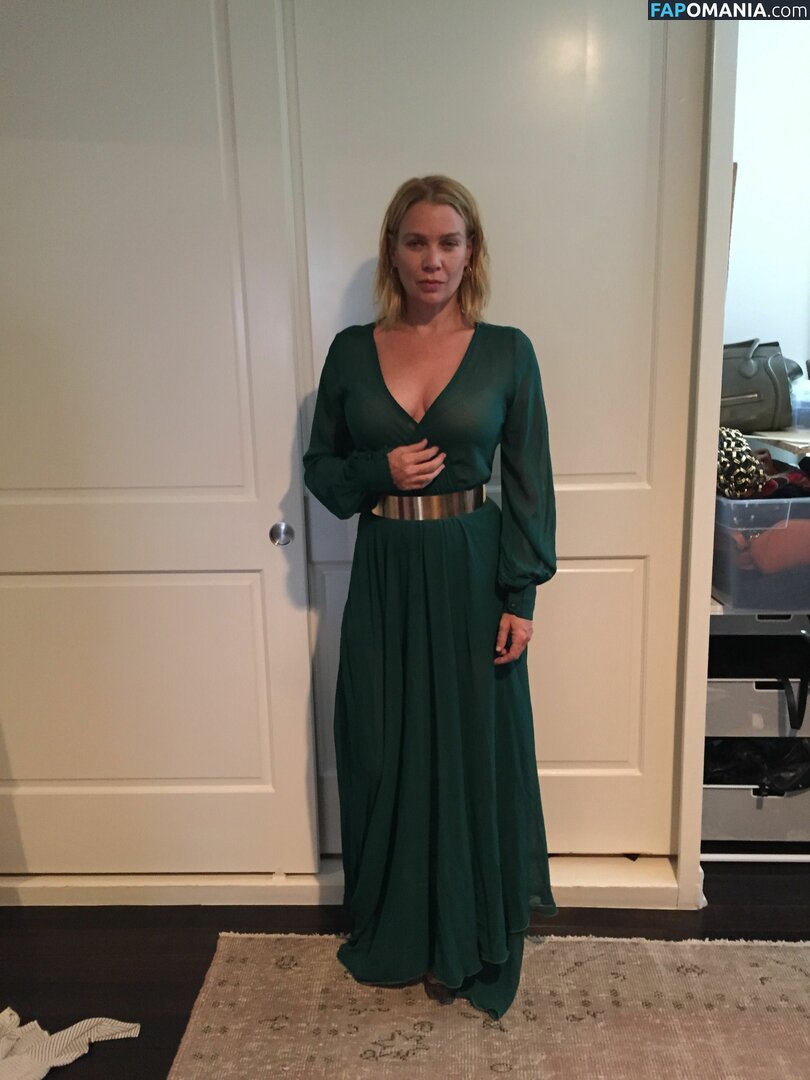 Laurie Holden Çıplak Sızdırılmış Fotoğraf #5