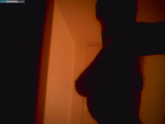 Leelee Sobieski Çıplak Sızdırılmış Fotoğraf #32