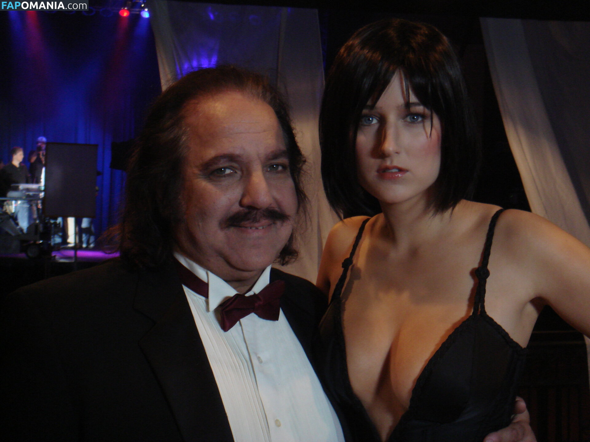 Leelee Sobieski Çıplak Sızdırılmış Fotoğraf #44