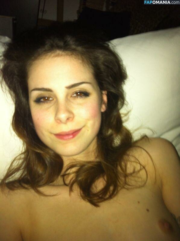 Lena Meyer Landrut Çıplak Sızdırılmış Fotoğraf #2