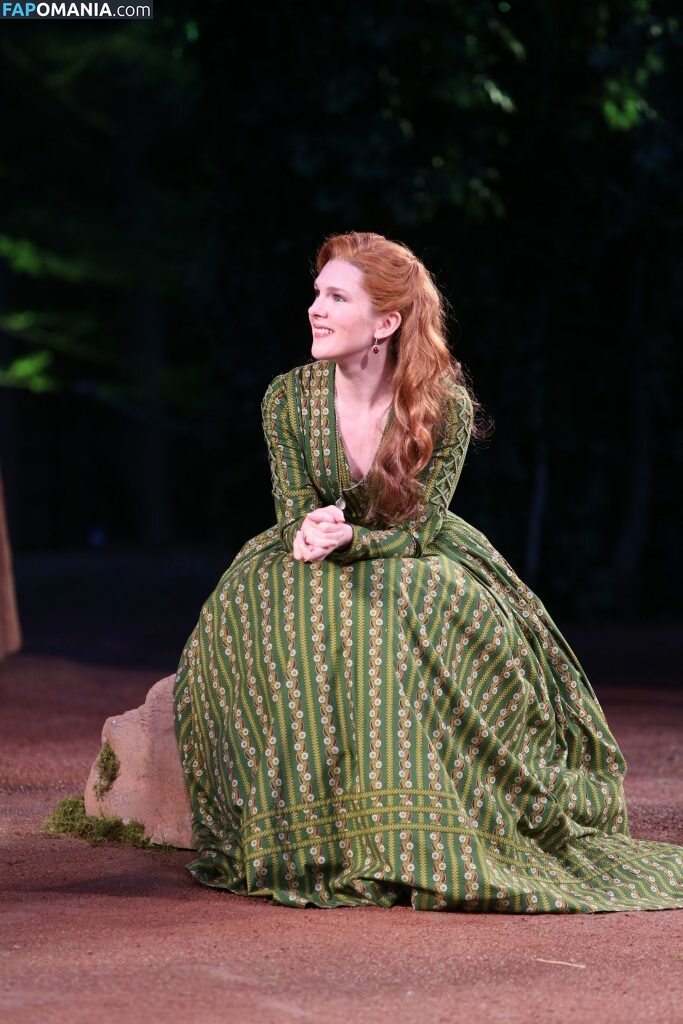 Lily Rabe Çıplak Sızdırılmış Fotoğraf #8