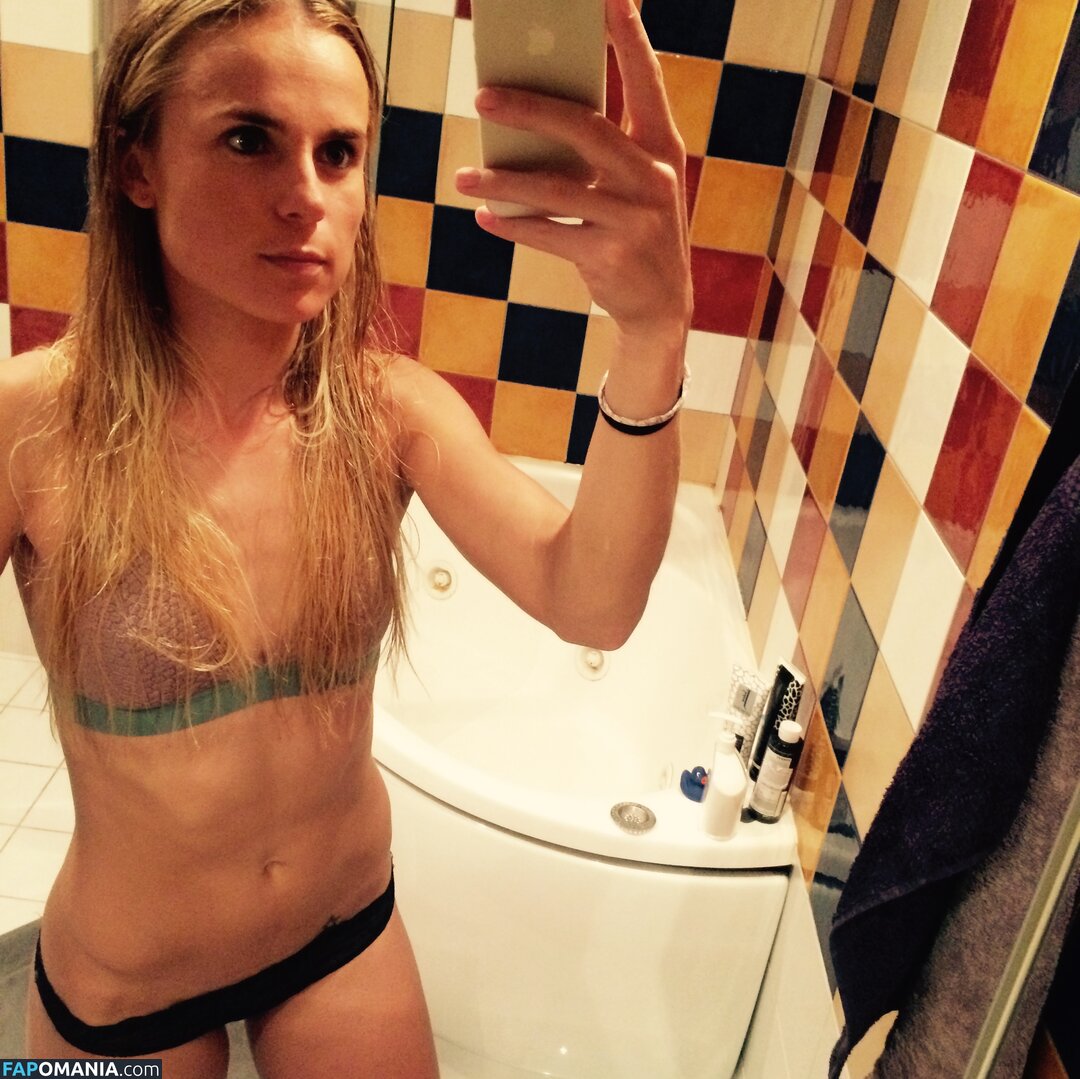 Lina Stanciute Çıplak Sızdırılmış Fotoğraf #21