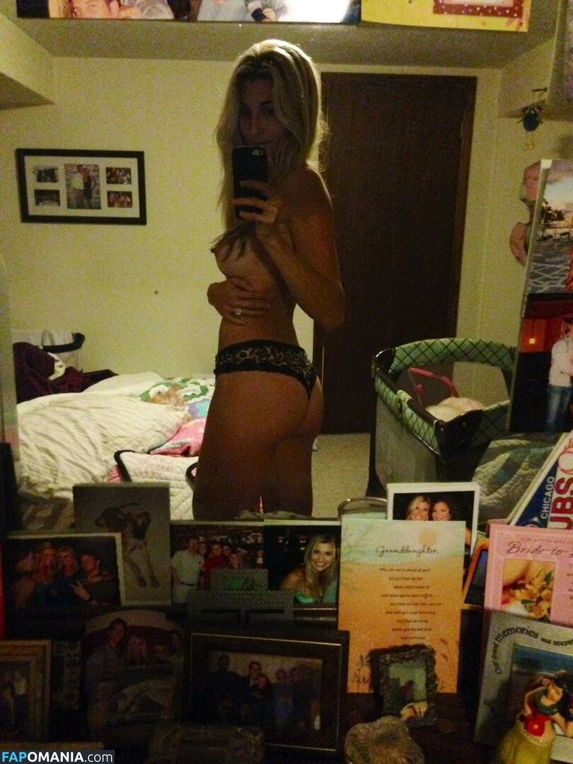 Lindsay Clubine Çıplak Sızdırılmış Fotoğraf #13