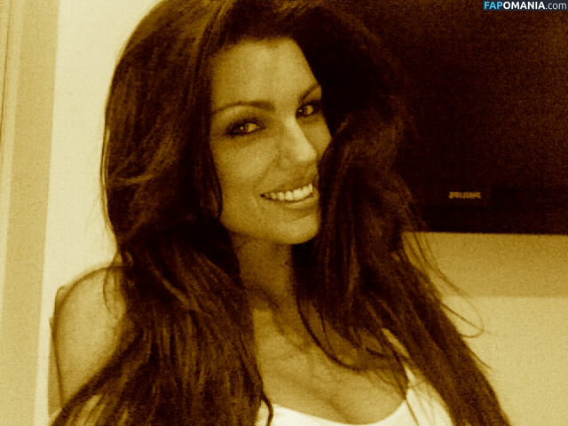 Louise Cliffe Çıplak Sızdırılmış Fotoğraf #3