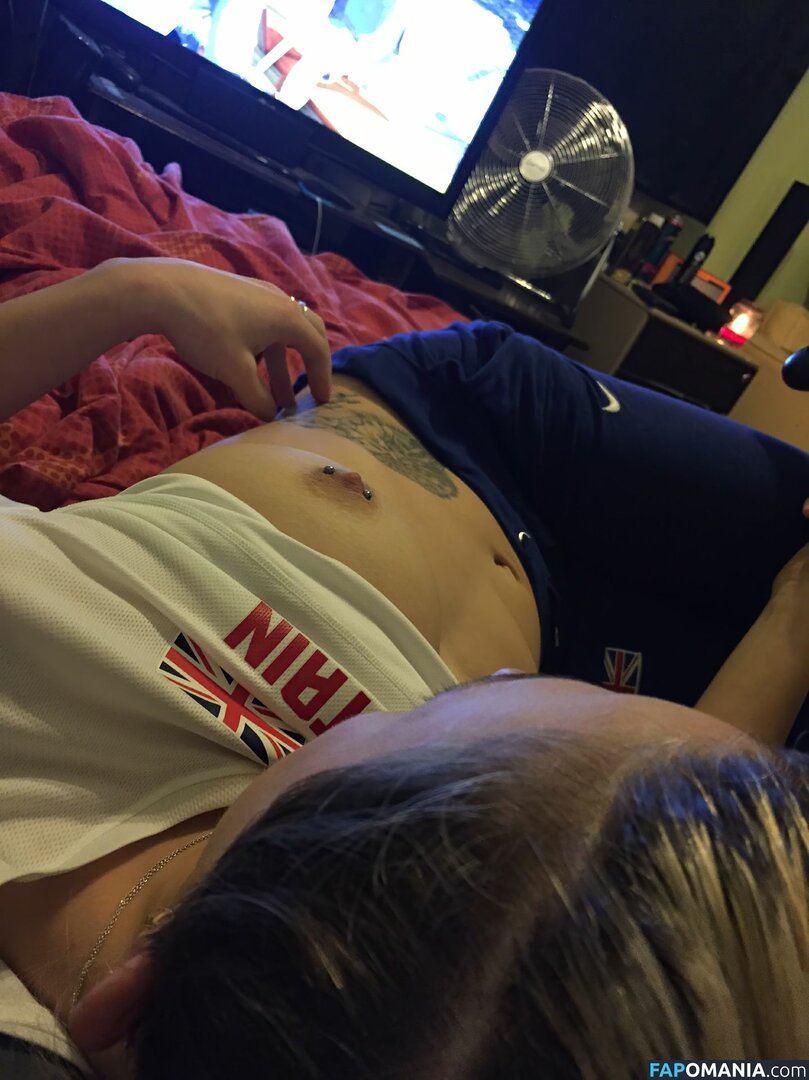 Lucy Hatton Çıplak Sızdırılmış Fotoğraf #24