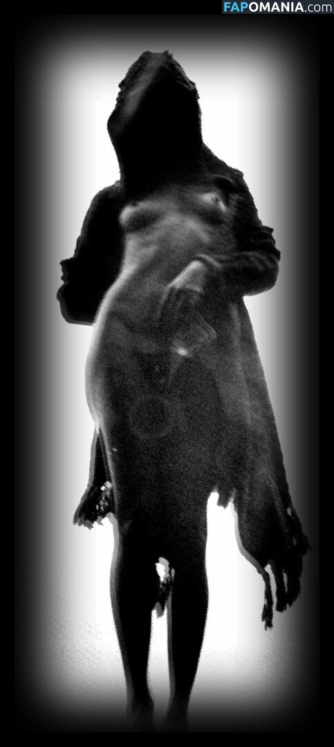 Maggie Q Çıplak Sızdırılmış Fotoğraf #8