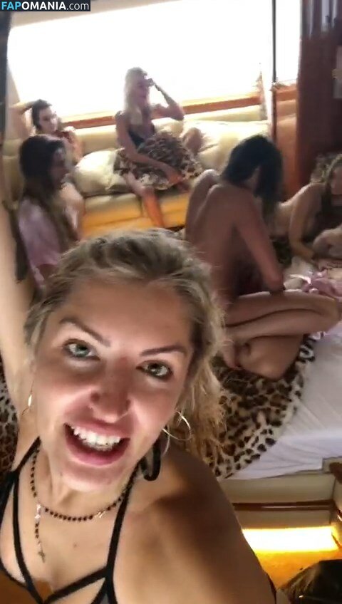 Maria Andreeva Çıplak Sızdırılmış Fotoğraf #12