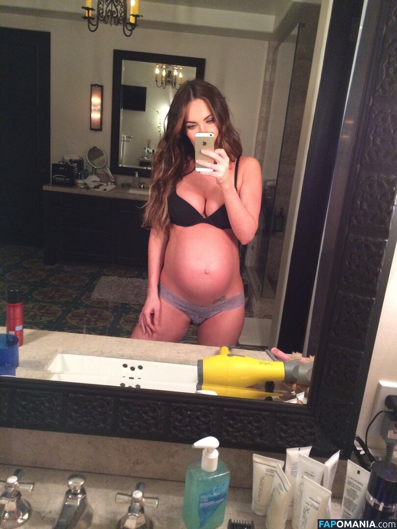 Megan Fox Çıplak Sızdırılmış Fotoğraf #2