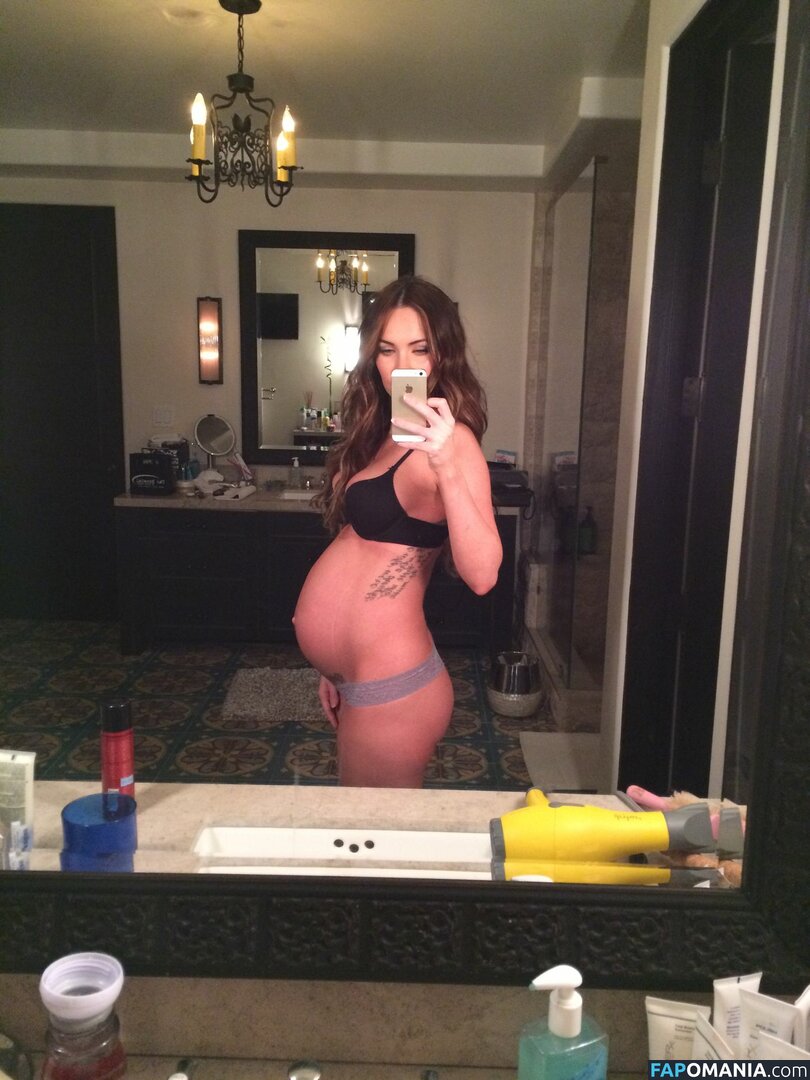 Megan Fox Çıplak Sızdırılmış Fotoğraf #20