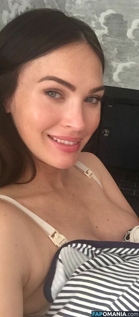 Megan Fox Çıplak Sızdırılmış Fotoğraf #53