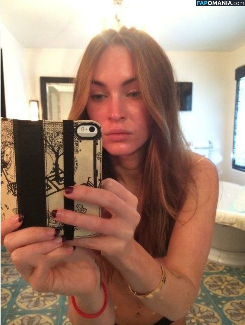 Megan Fox Çıplak Sızdırılmış Fotoğraf #62