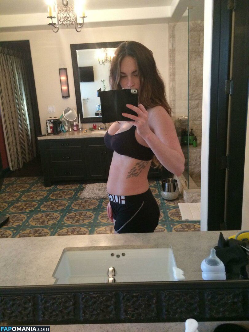 Megan Fox Çıplak Sızdırılmış Fotoğraf #63