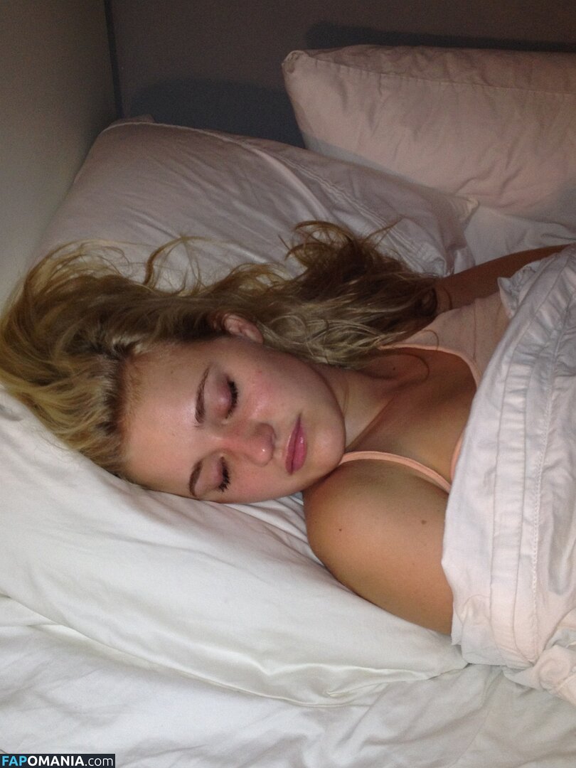 Michalka Sisters Çıplak Sızdırılmış Fotoğraf #40