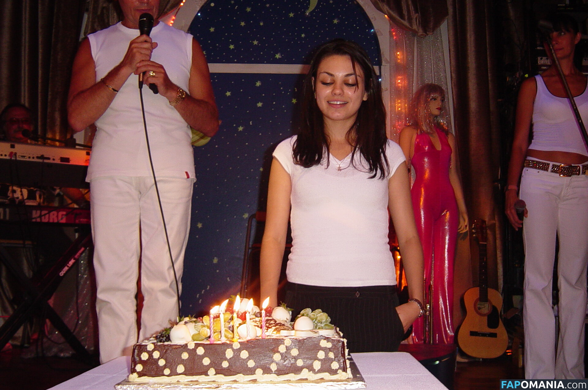 Mila Kunis Çıplak Sızdırılmış Fotoğraf #12