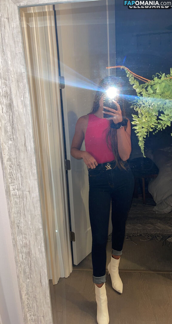 Morgan Simianer Çıplak Sızdırılmış Fotoğraf #73