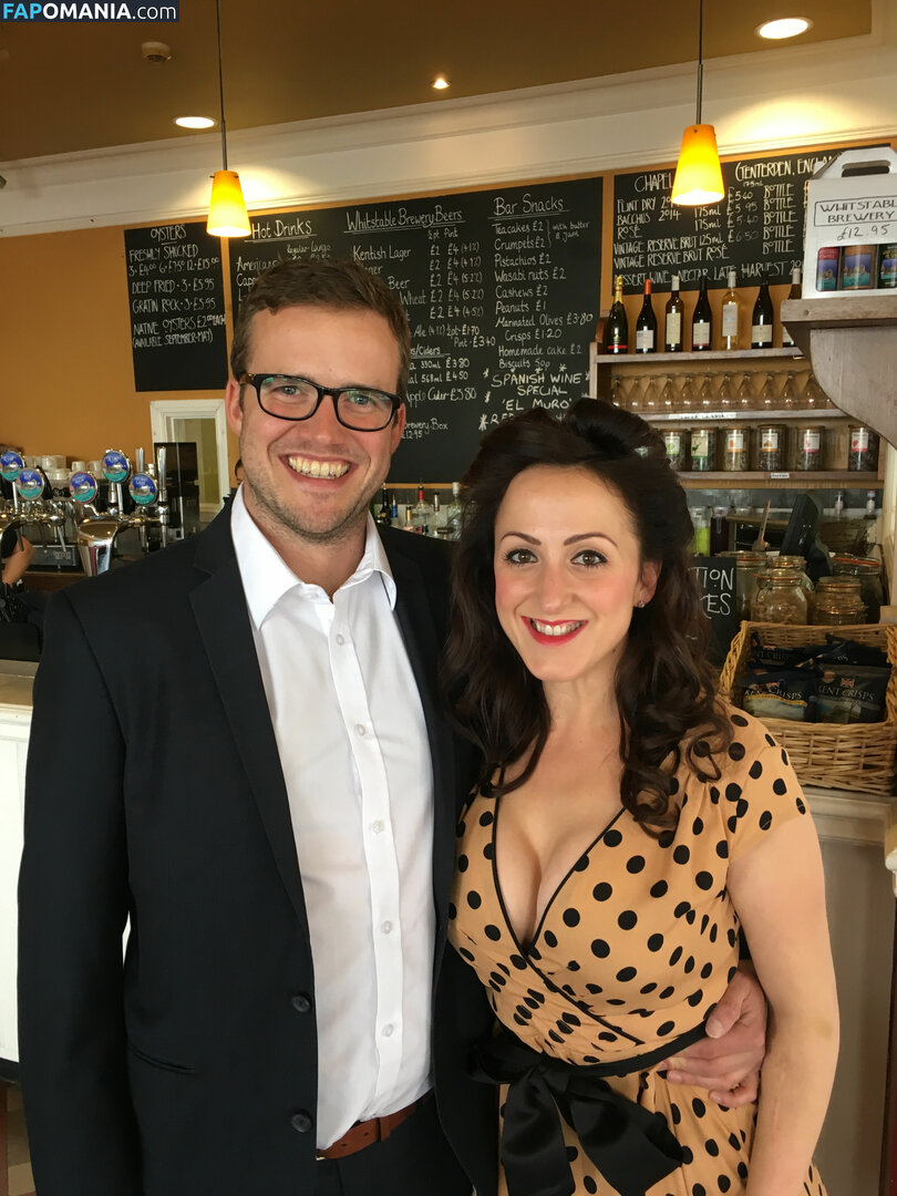 Natalie Cassidy Çıplak Sızdırılmış Fotoğraf #3