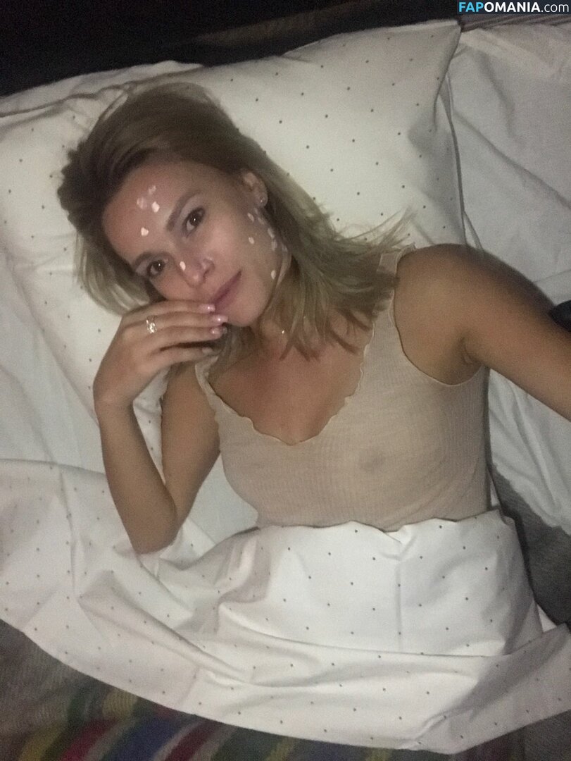 Olia Tira Çıplak Sızdırılmış Fotoğraf #78