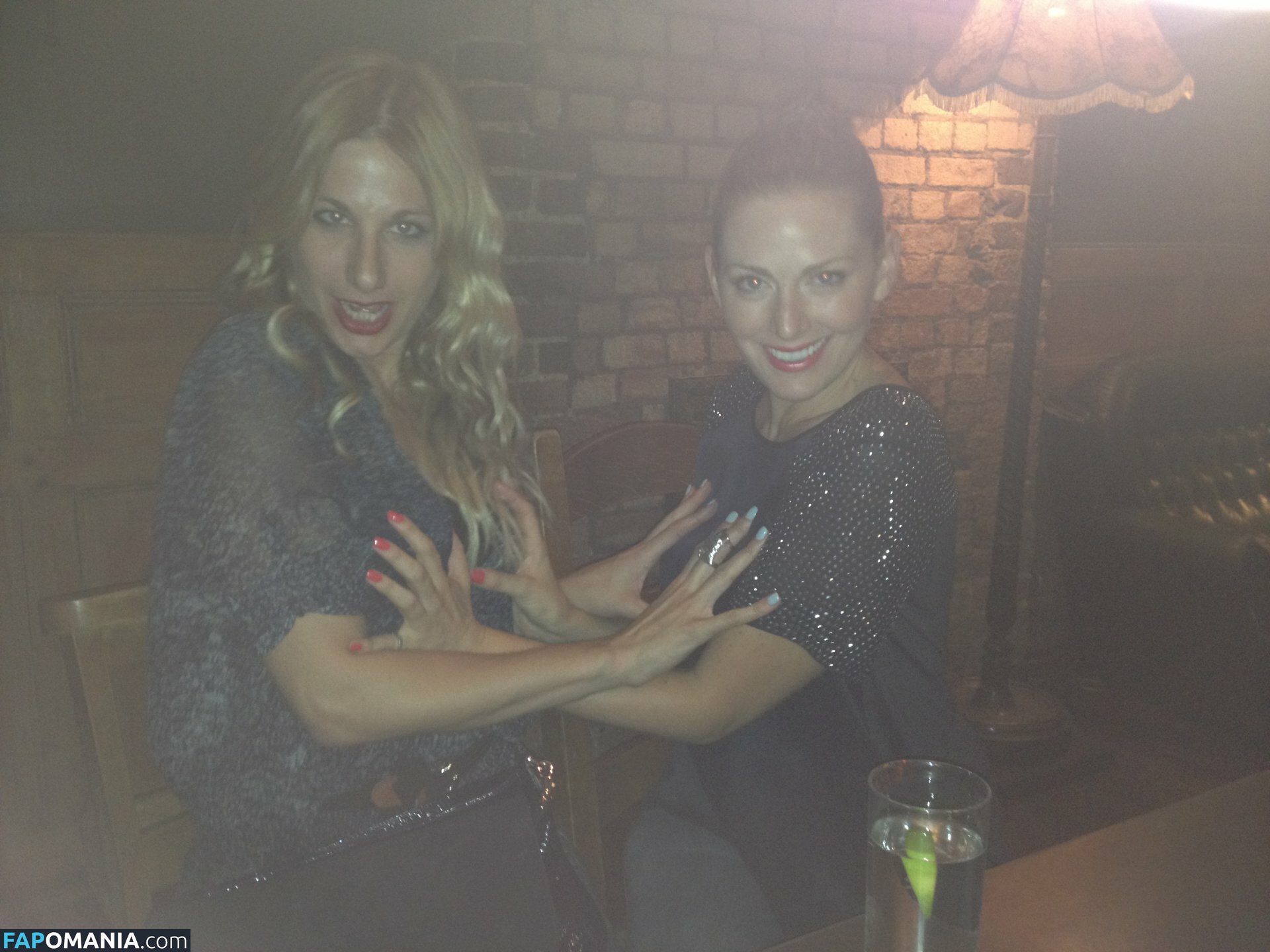 Olivia Lee Çıplak Sızdırılmış Fotoğraf #5