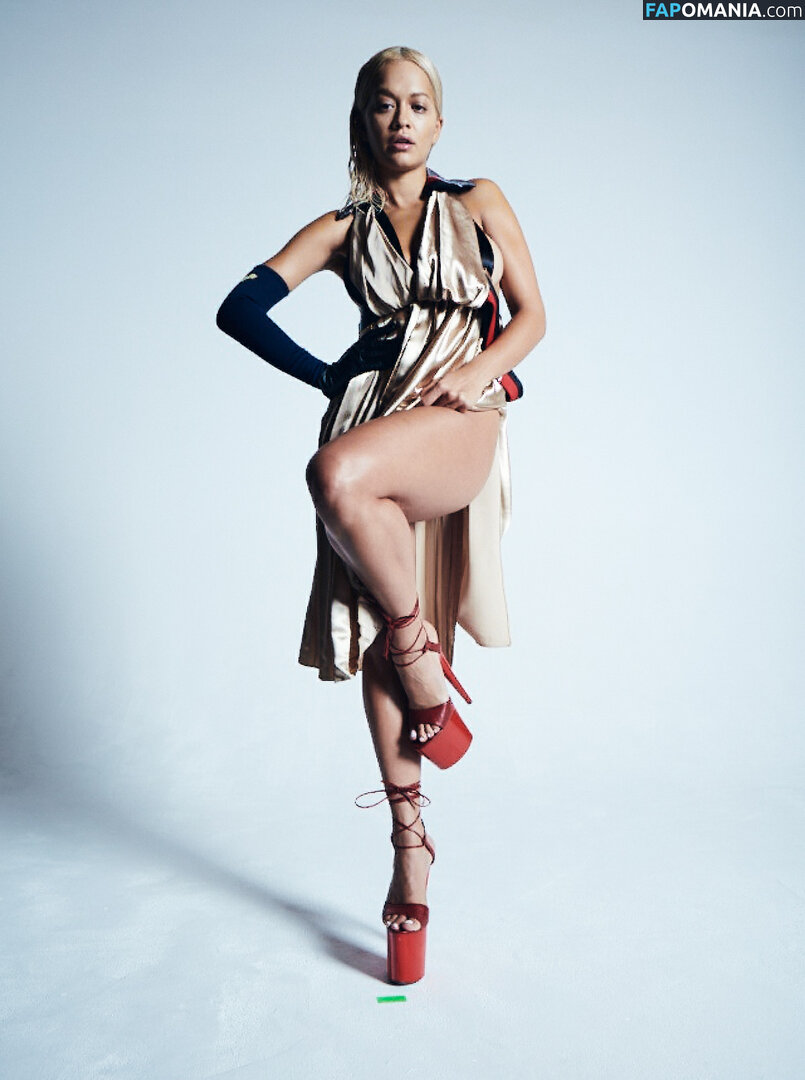 Rita Ora Çıplak Sızdırılmış Fotoğraf #121