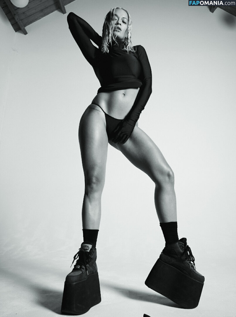 Rita Ora Çıplak Sızdırılmış Fotoğraf #135
