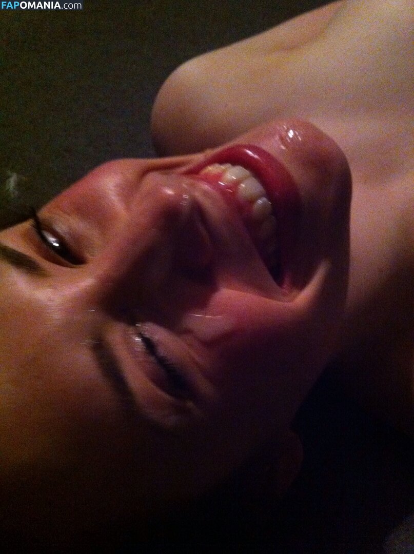 Rose Setten Çıplak Sızdırılmış Fotoğraf #45