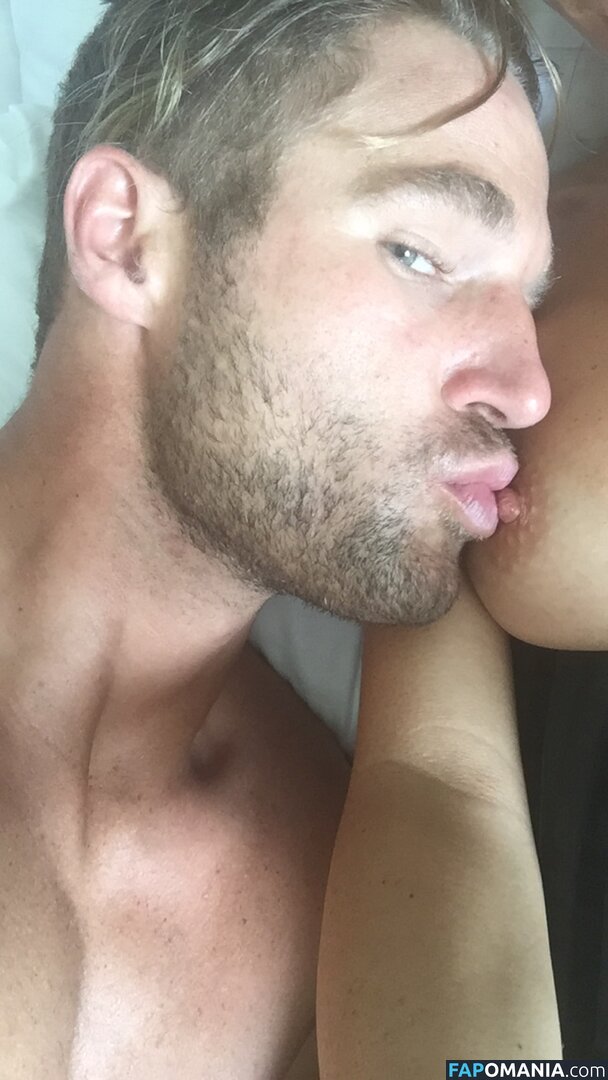 Samantha Hoopes Çıplak Sızdırılmış Fotoğraf #174