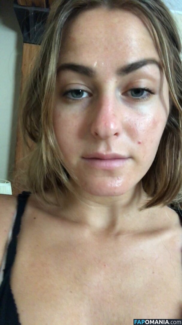 Scout Taylor Compton Çıplak Sızdırılmış Fotoğraf #32