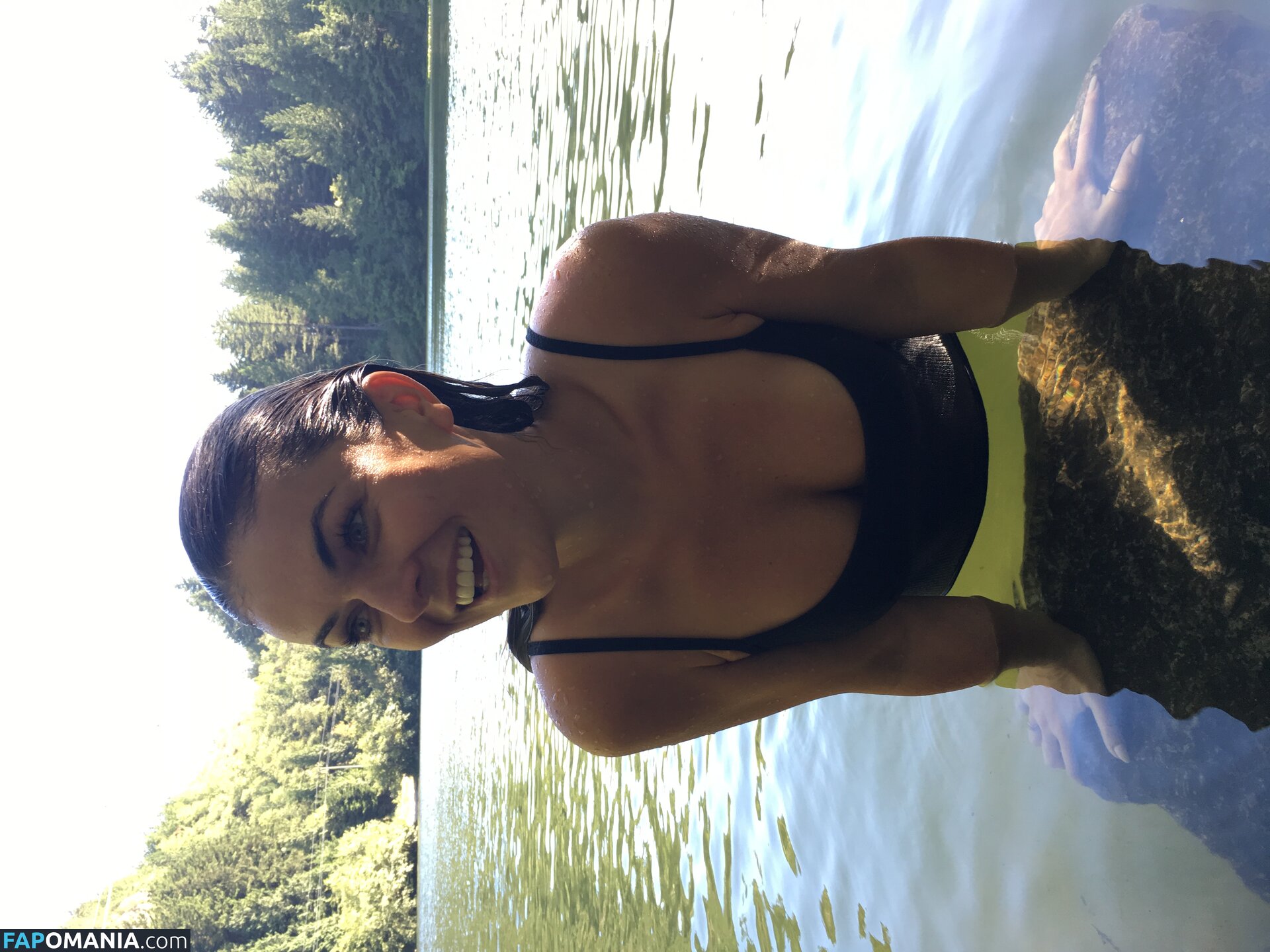 Serinda Swan Çıplak Sızdırılmış Fotoğraf #104