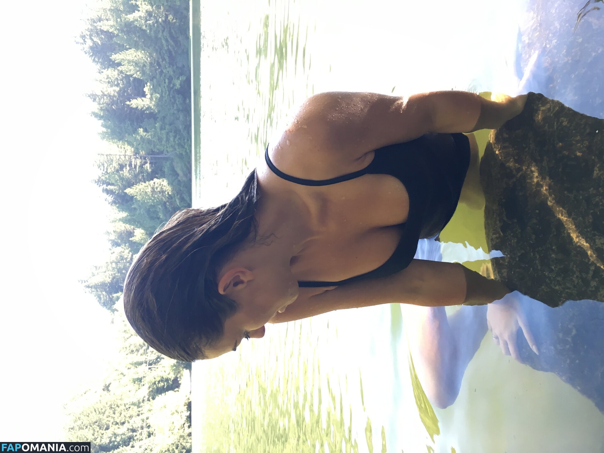 Serinda Swan Çıplak Sızdırılmış Fotoğraf #109