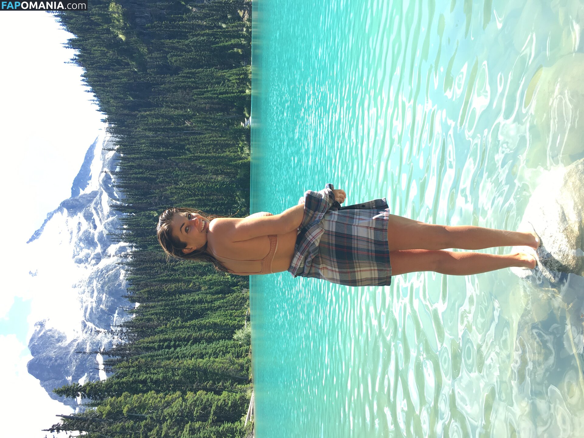 Serinda Swan Çıplak Sızdırılmış Fotoğraf #154