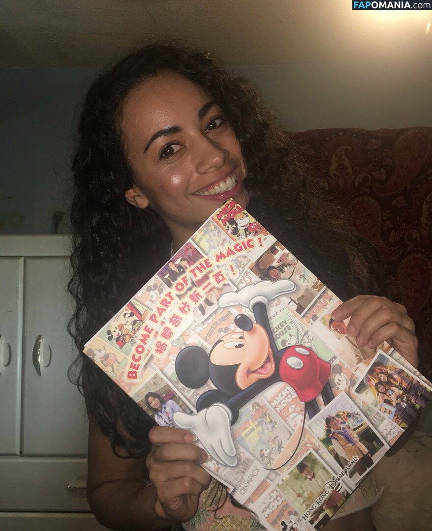 Shani Hamilton Çıplak Sızdırılmış Fotoğraf #24