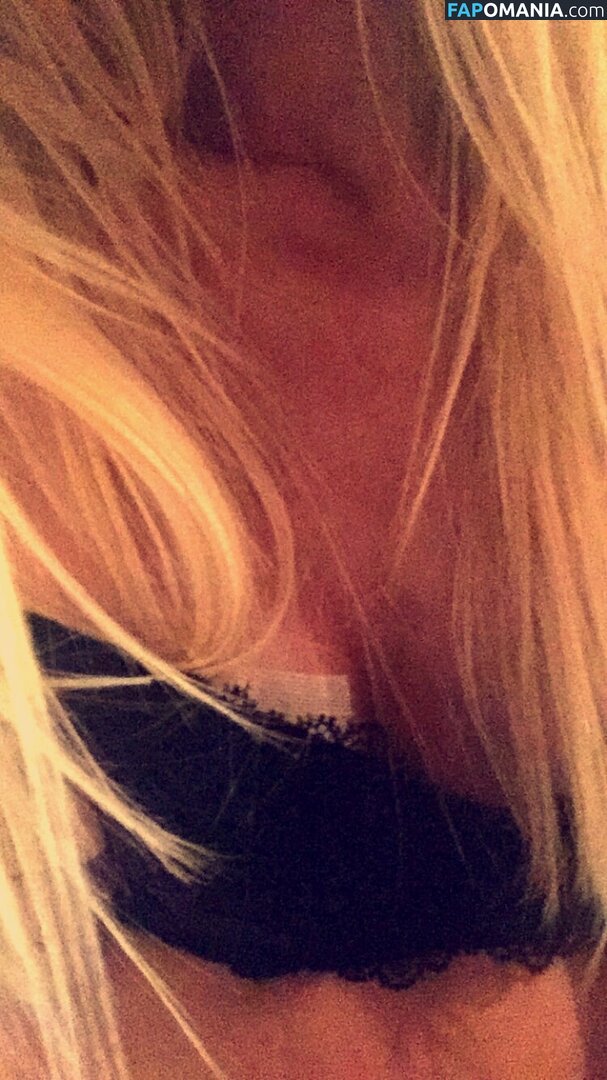 Sofia Jakobsson Çıplak Sızdırılmış Fotoğraf #2