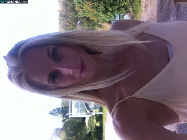 Sofia Jakobsson Çıplak Sızdırılmış Fotoğraf #28