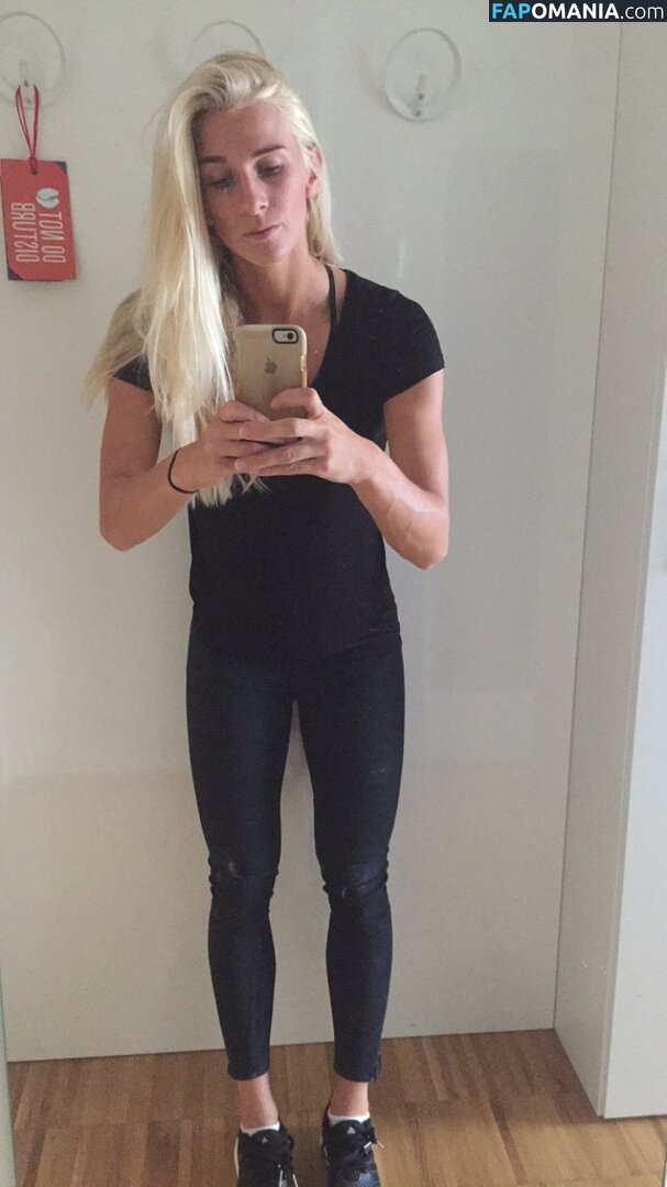 Sofia Jakobsson Çıplak Sızdırılmış Fotoğraf #117